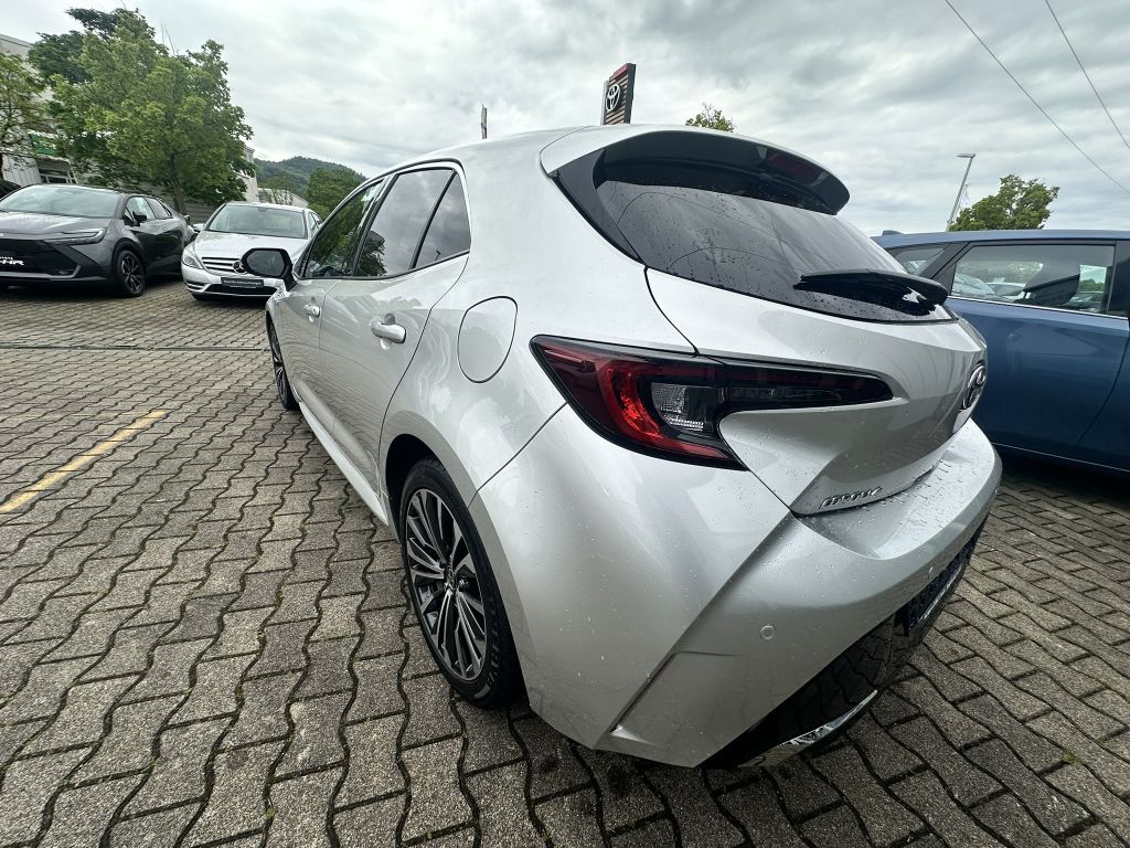 Toyota Corolla 1.8 Hybrid Team Deutschland