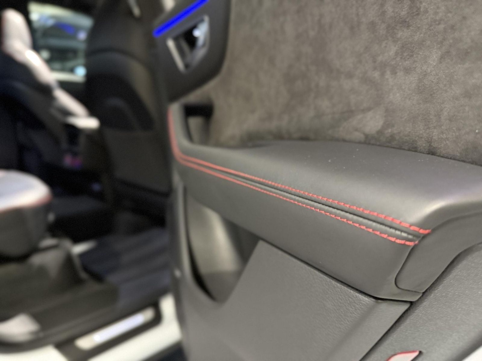 Audi RSQ8 Carbon Pak.+Standheiz 305 km/h+Keramik+B&O