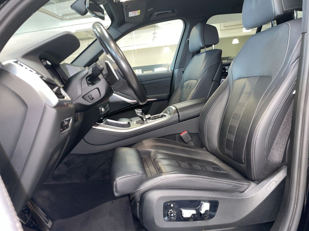 BMW X5 xDrive30d M Sportpaket Komfortsitze*AHK*