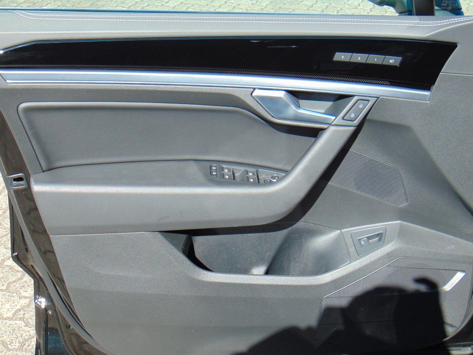Volkswagen Touareg 3.0 TDI 4Motion R-Line - IQ Light - Pano
