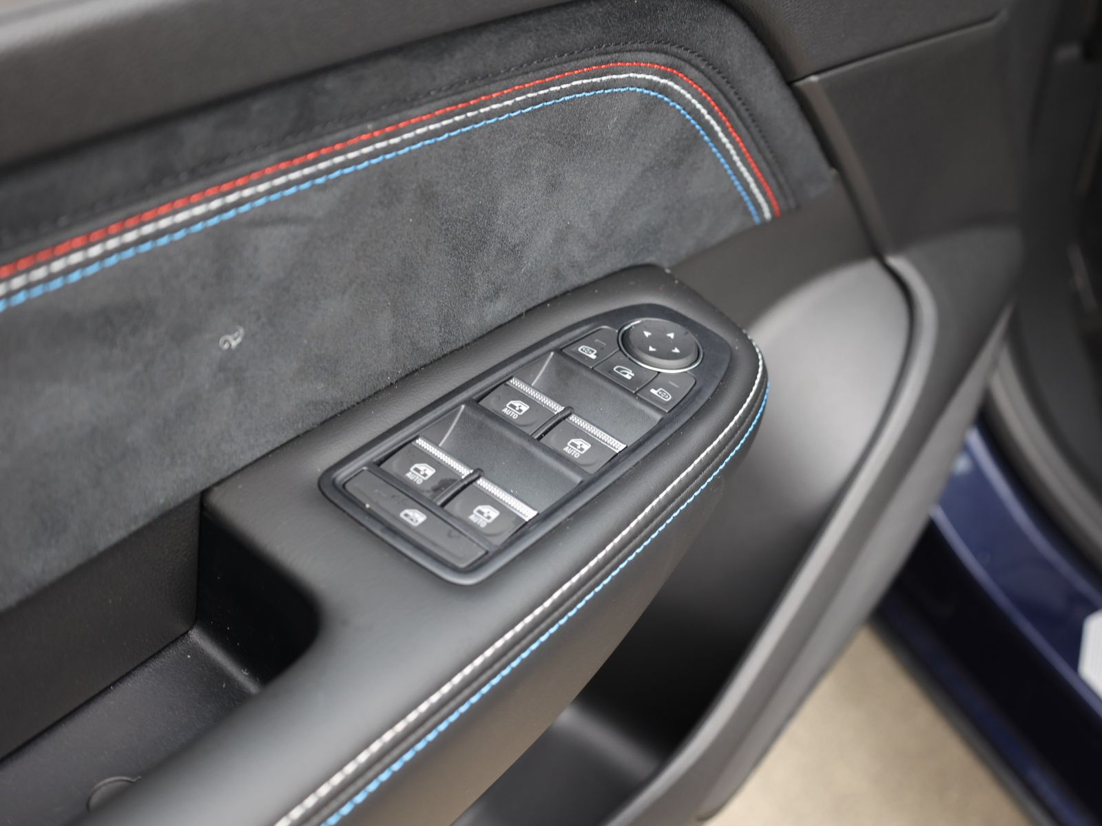 Renault Arkana ESPRIT ALPINE Full Hybrid - Samsaru's Car Outlet
