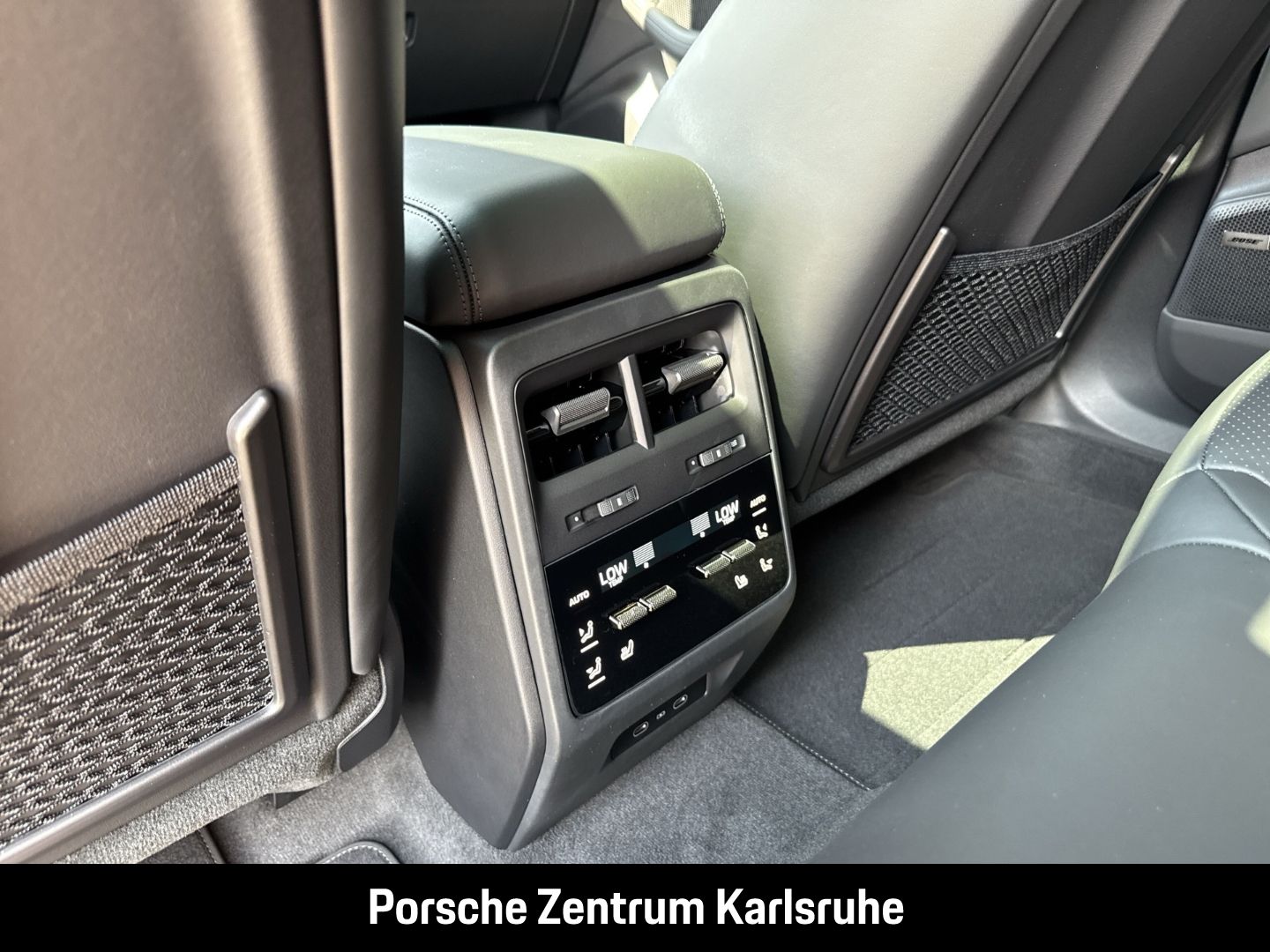 Porsche Macan Turbo BOSE Luftfederung LED-Matrix