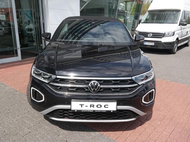 Volkswagen T-Roc 1.0 TSI Style - Samsaru's Car Outlet