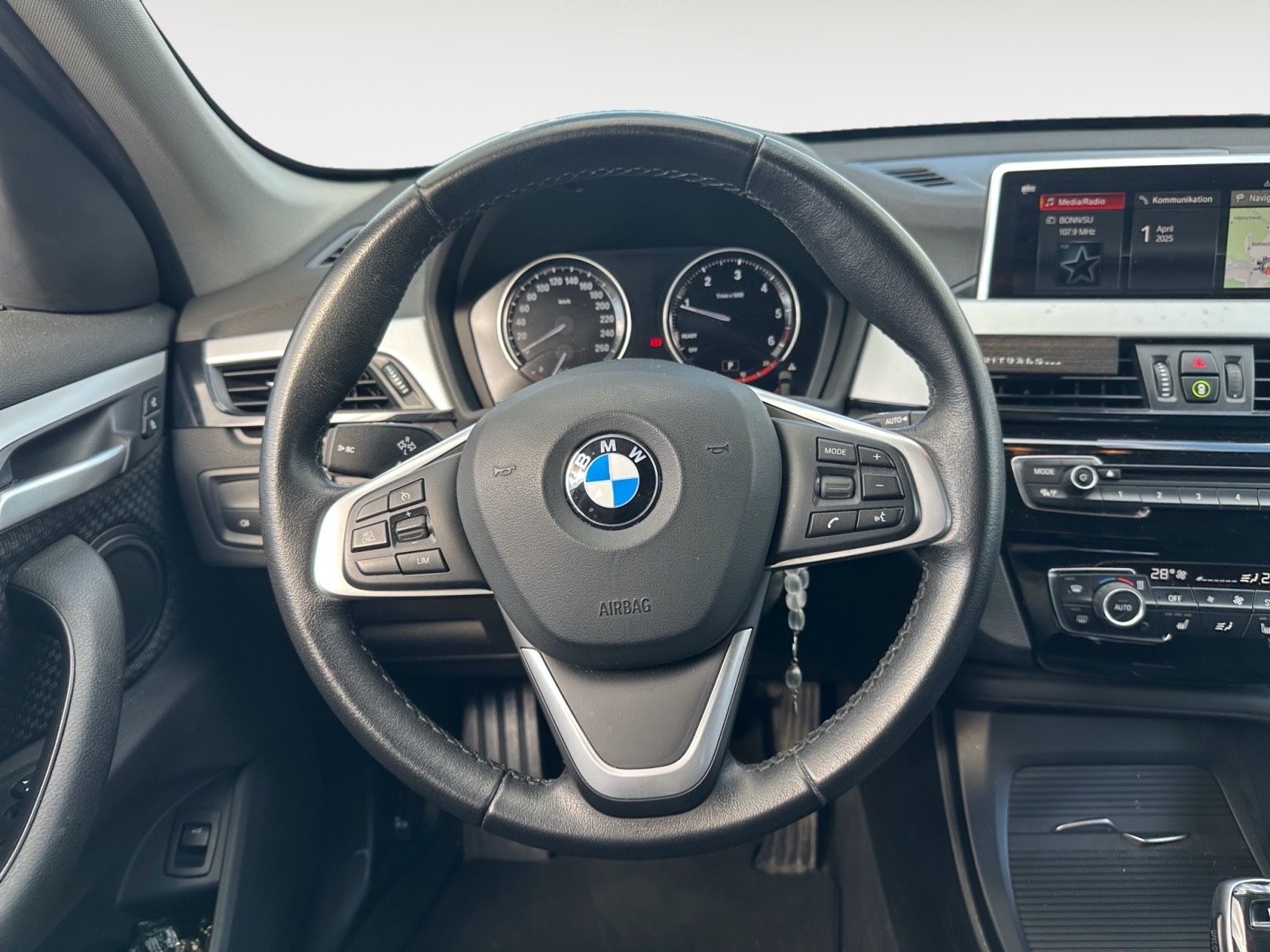 BMW X1 xDrive 25 d Advantage - Samsaru's Car Outlet