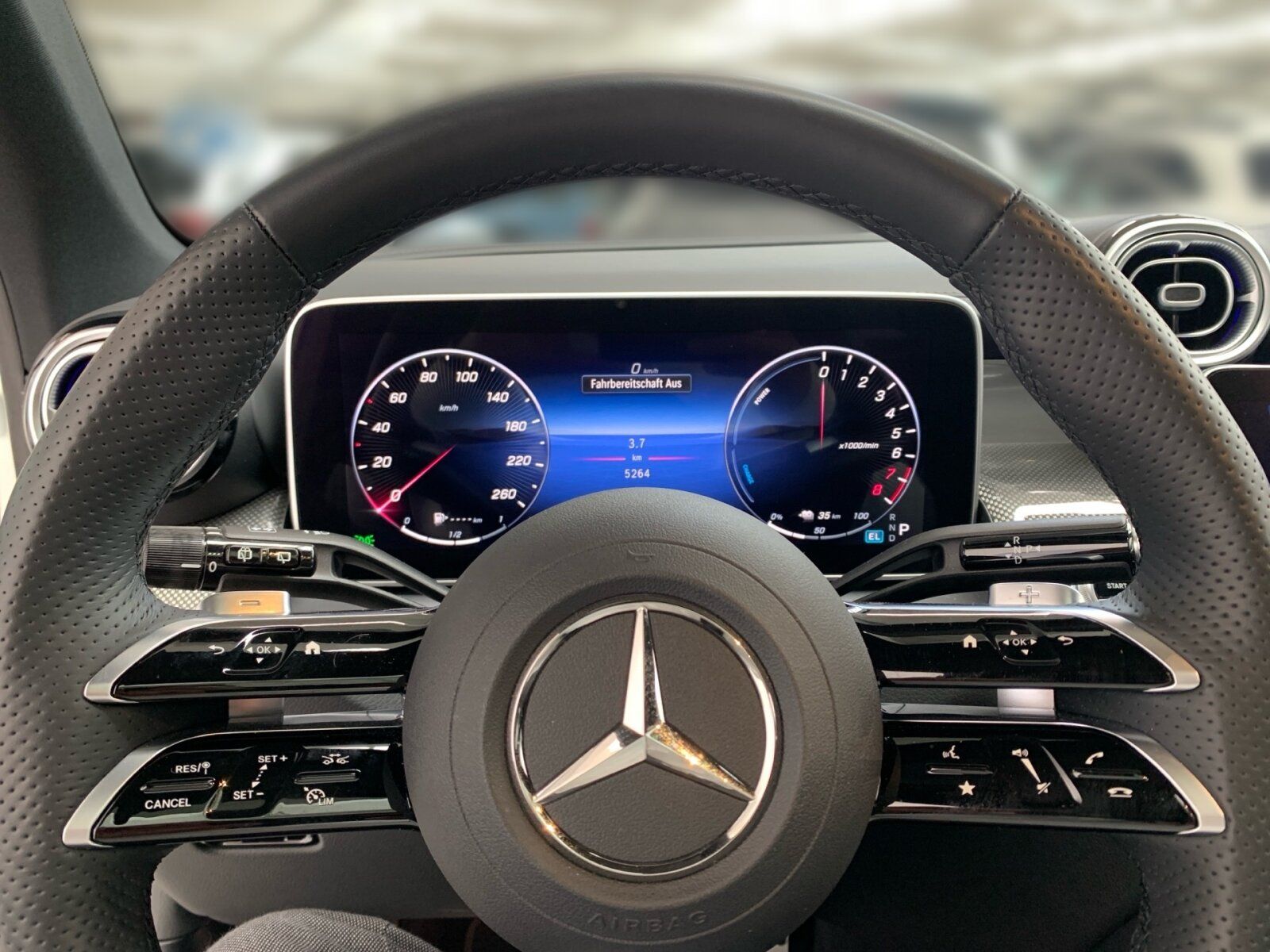 Mercedes-Benz GLC 300 e 4M *AMG*NIGHT*HINTERACHSLENK*AHK*PANO*