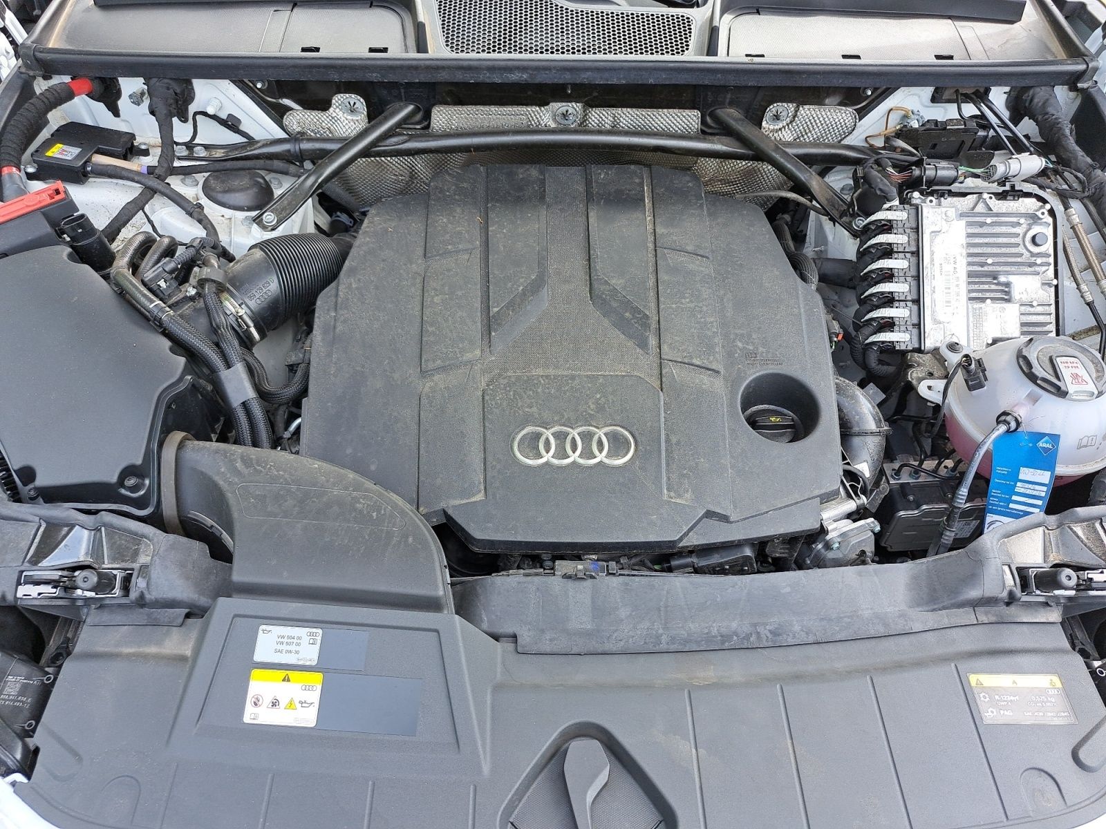 Audi Q5 Business S line 50 TDI quattro tiptr. AHK MAT