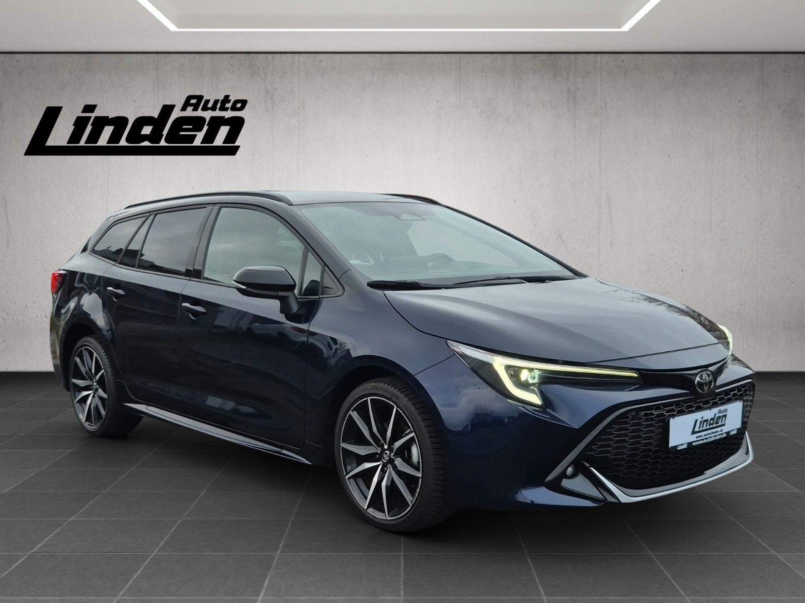 Toyota Corolla TS Hybrid GR Sport Navi Kamera SHZ ACC