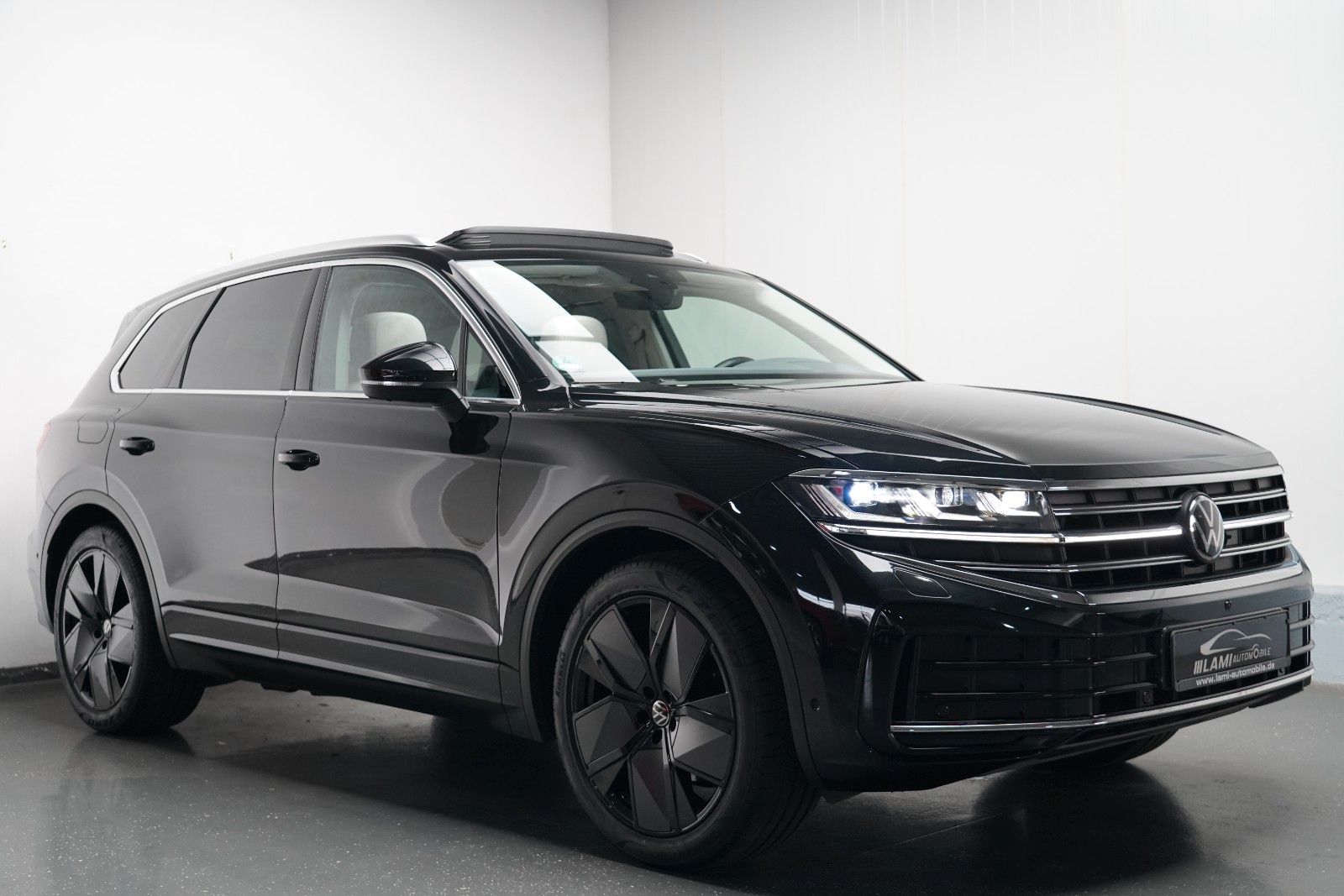 Volkswagen Touareg 3.0TDI 4M Elegance PANO 360 LUFT SOFT