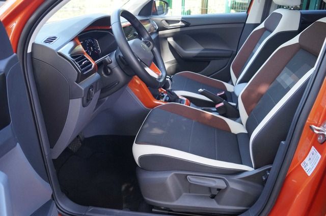 Volkswagen T-Cross R line - Samsaru's Car Outlet