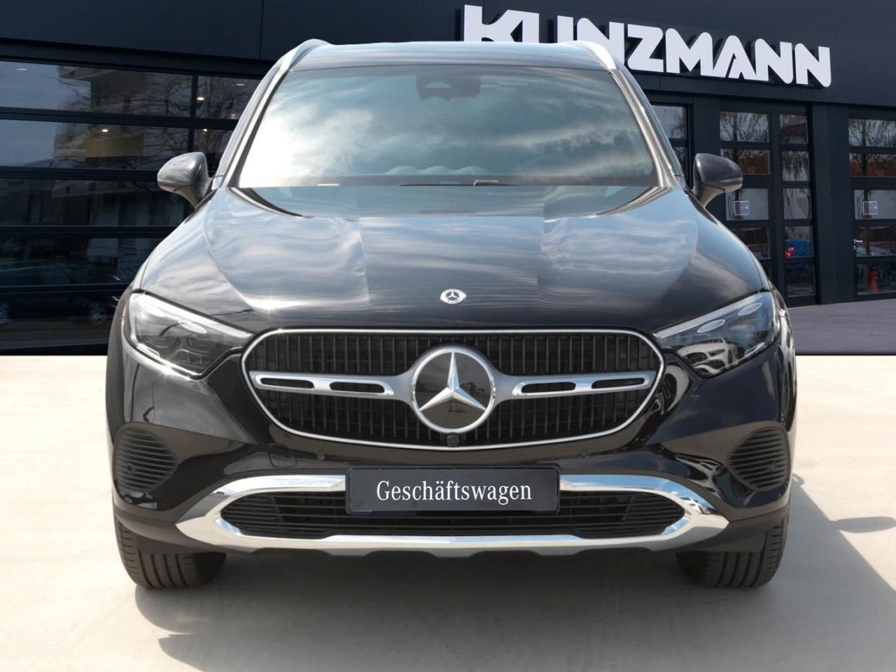 Mercedes-Benz GLC 200 d 4MATIC Avantgarde - Samsaru's Car Outlet