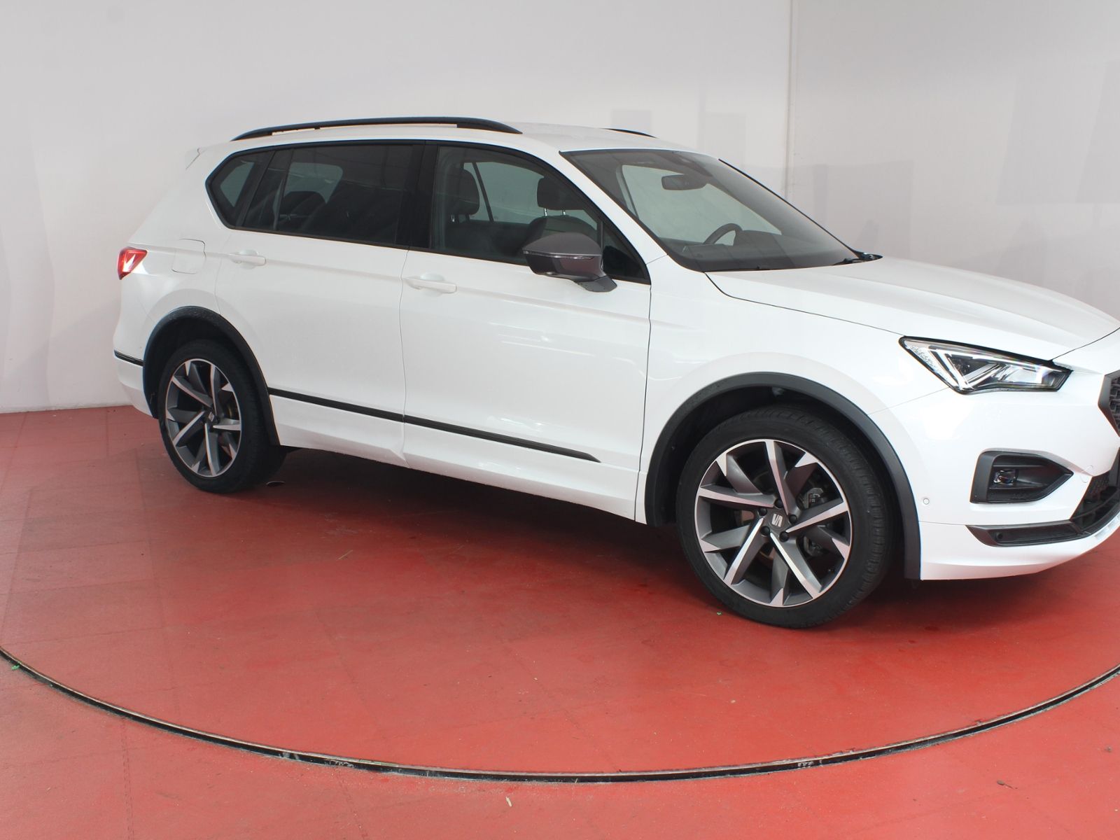 Seat Tarraco FR 2.0TDI DSG 350-ohne Anzahlung Navi AH