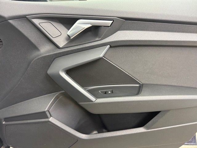 Audi A3 Limousine 35TDI NAVI ACC EINPARKH SITZH KLIMA