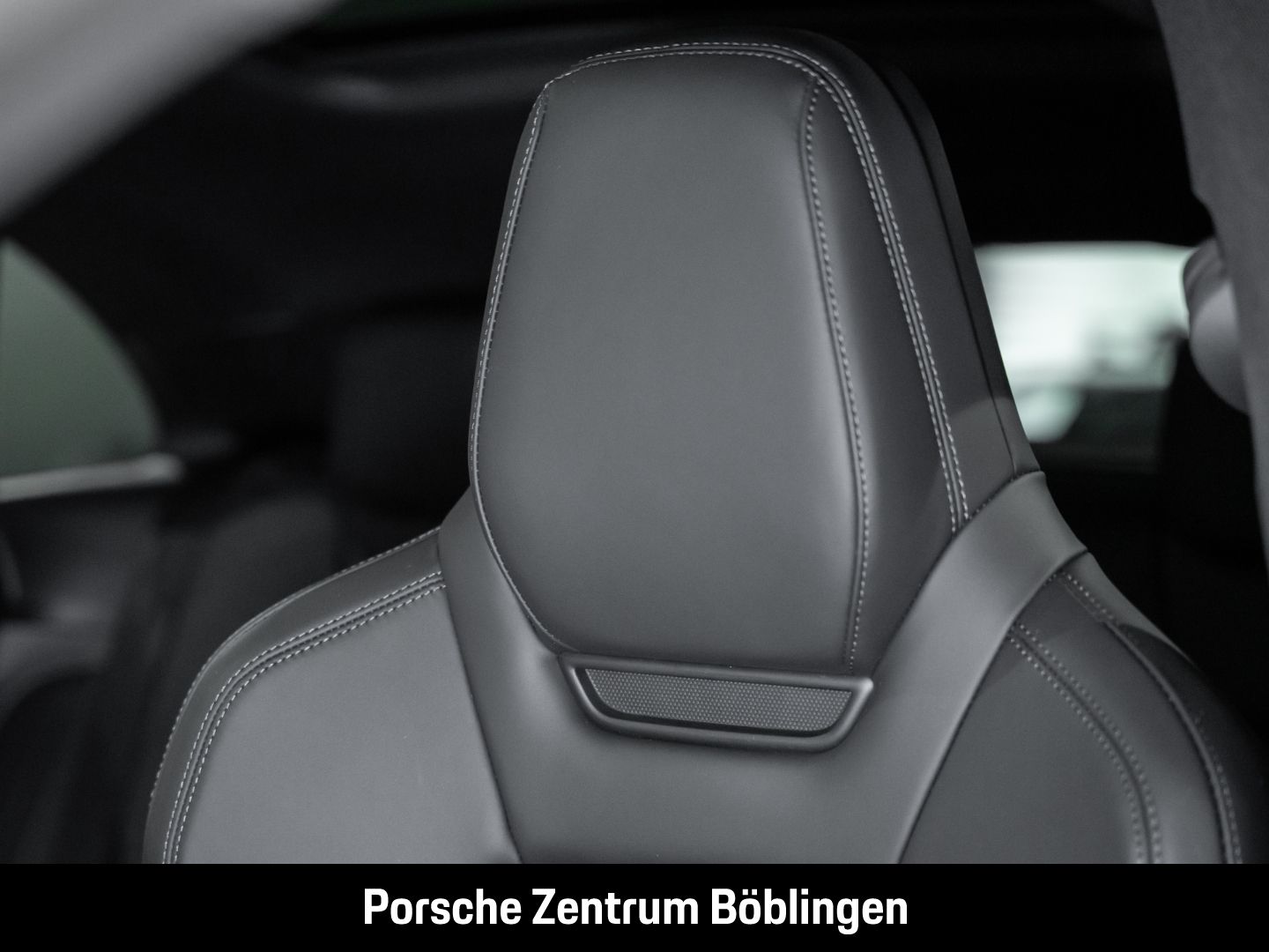 Porsche Macan 4 BOSE Panoramadach Luftfederung InnoDrive