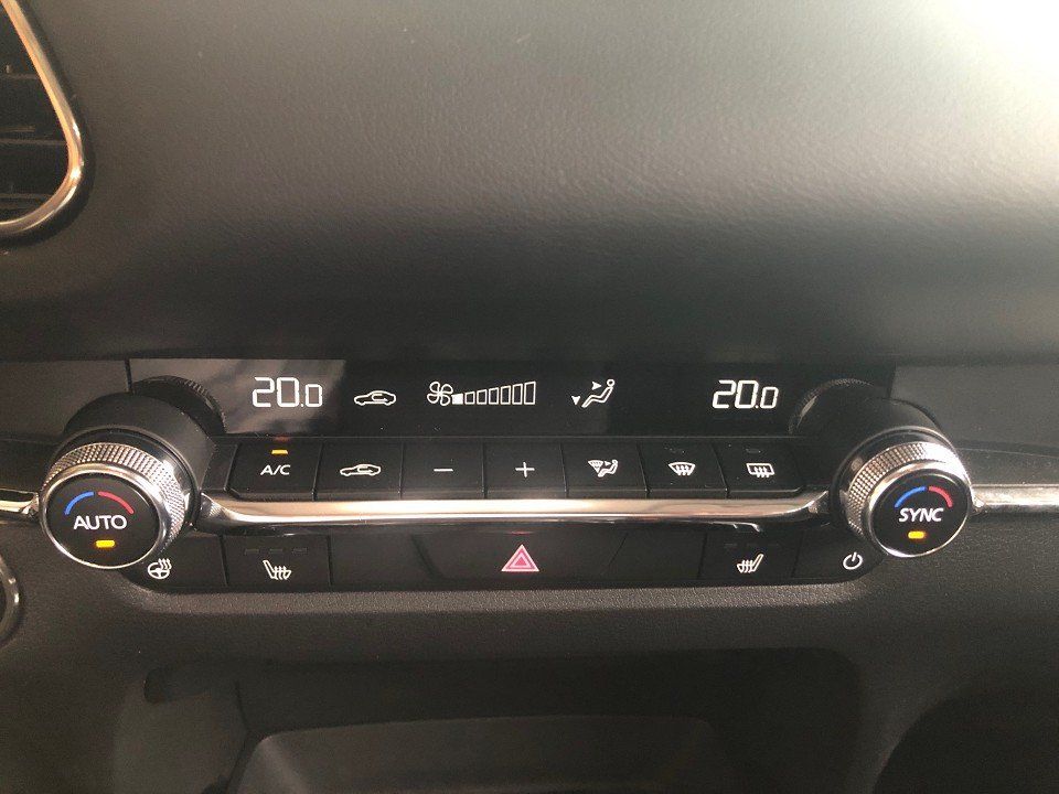 Mazda CX-30 2.5l Centre-Line Designpaket Automatik Mat