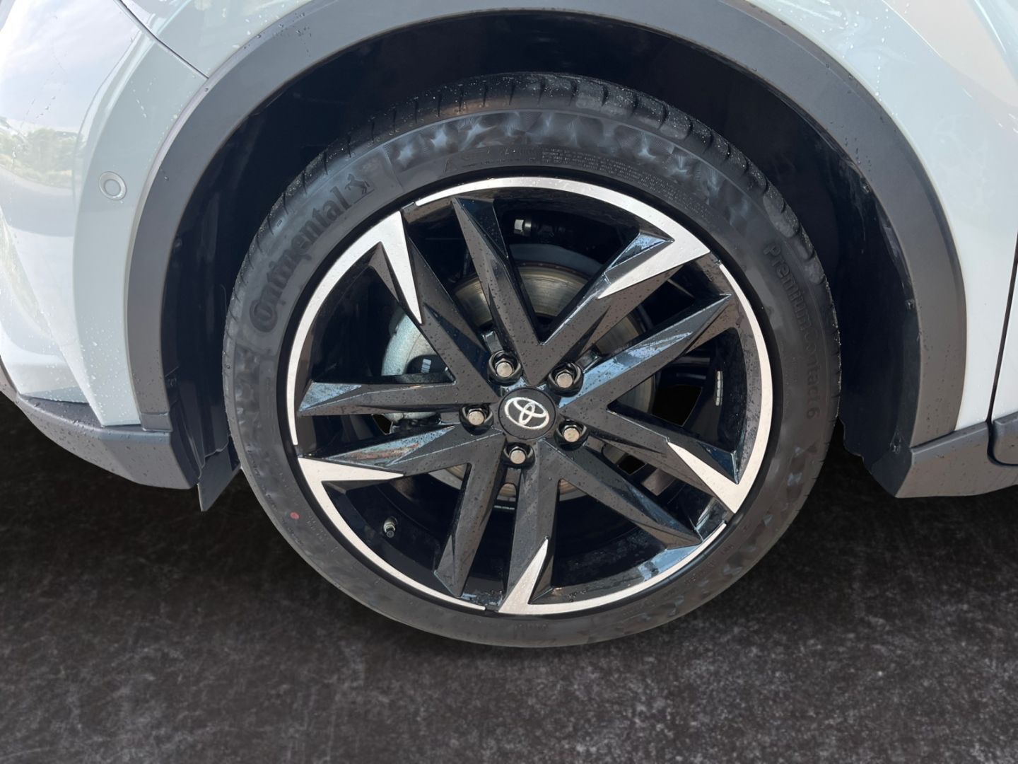 Toyota C-HR 2.0 Hybrid GR Sport - Samsaru's Car Outlet