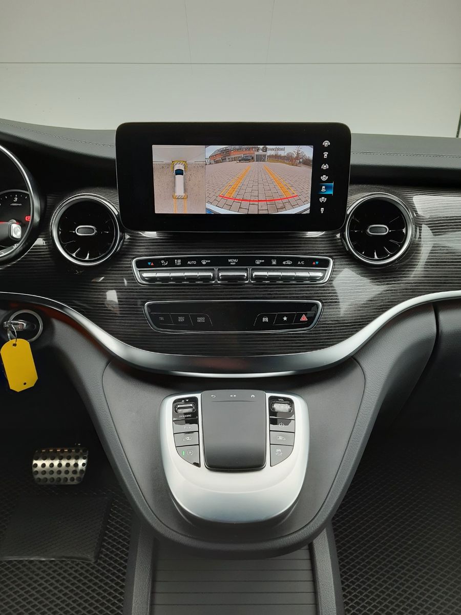 Mercedes-Benz V300d 4Matic AMG Packet - Samsaru's Car Outlet