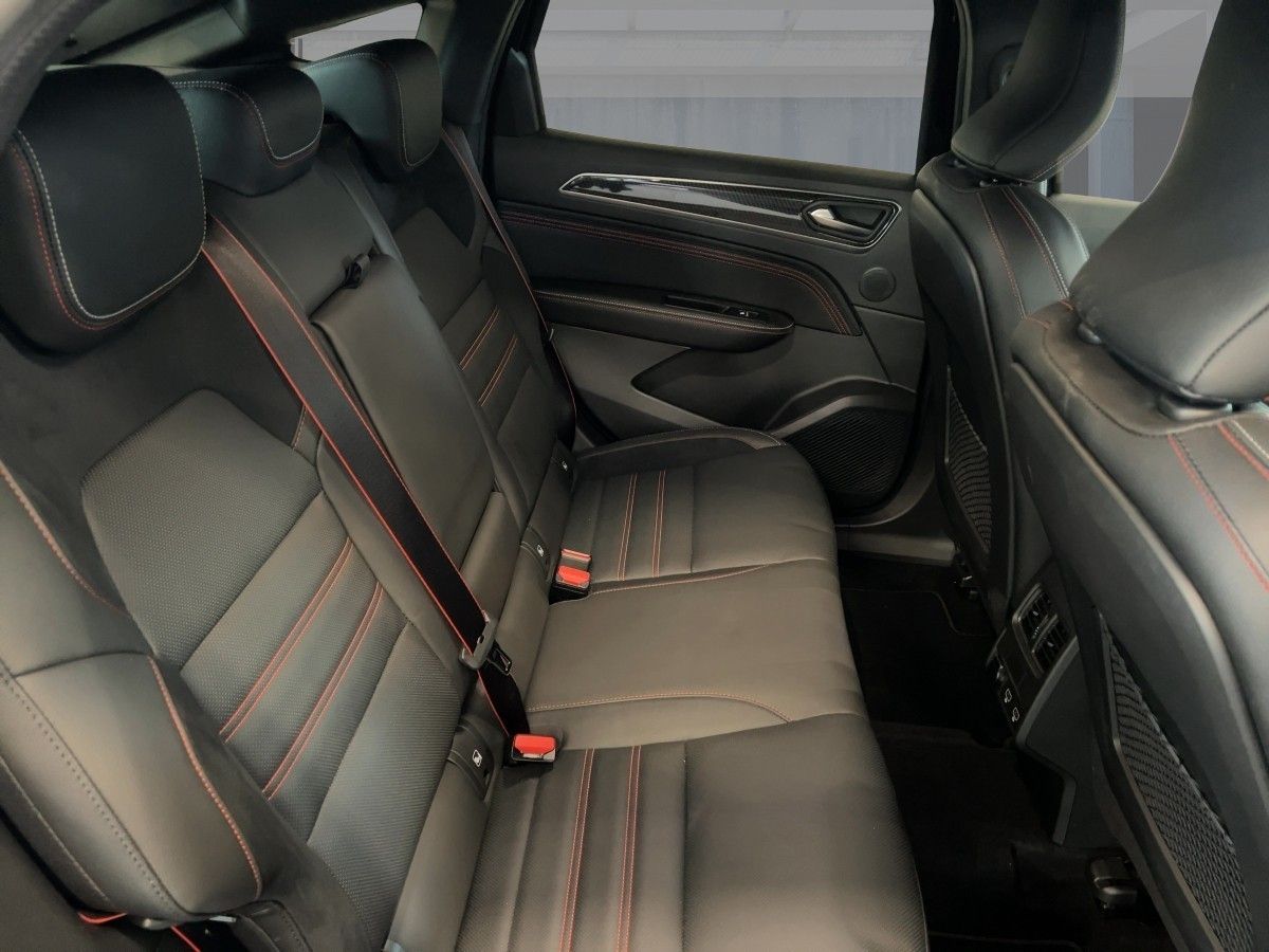 Renault Arkana E-TECH Hybrid R.S. Line E-TECH - Samsaru's Car Outlet