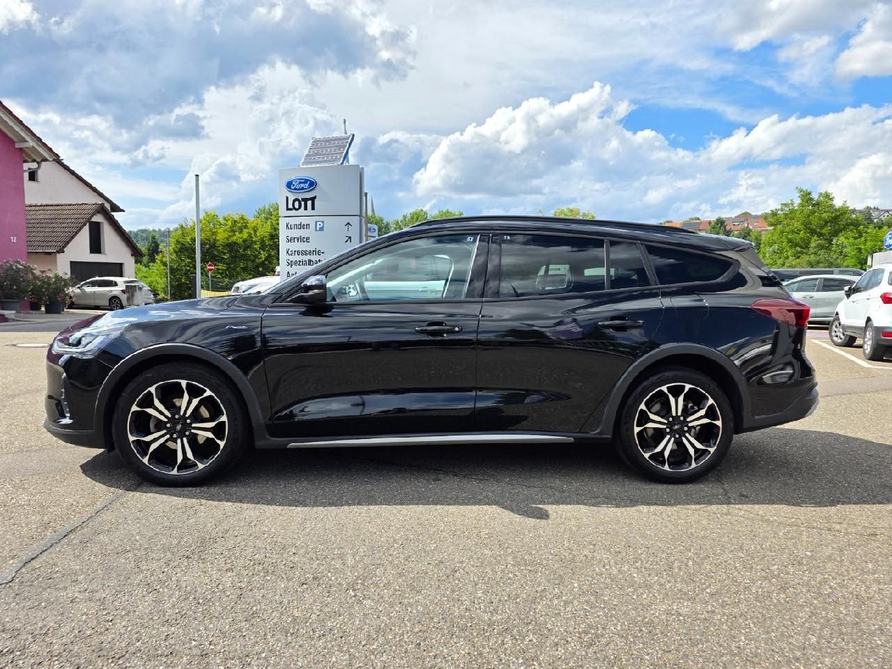 Ford Focus Turnier Active Autom. *ACC*LED*TWA*KAM*NAV