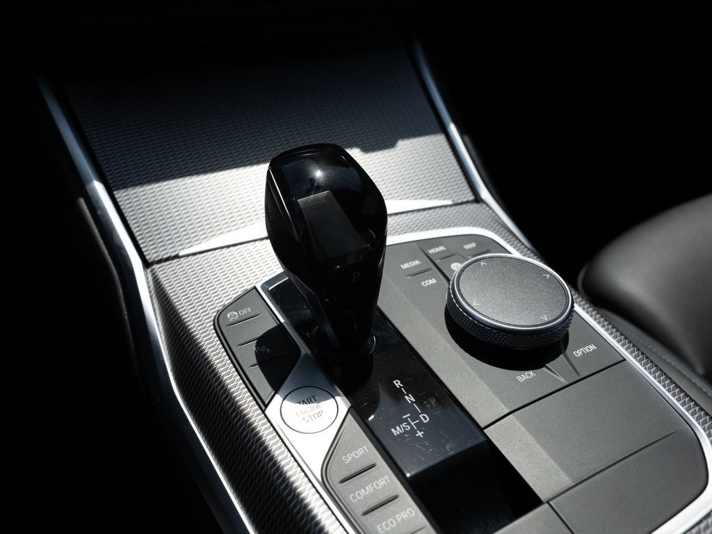 BMW 320d Touring M-Sportpaket - Samsaru's Car Outlet