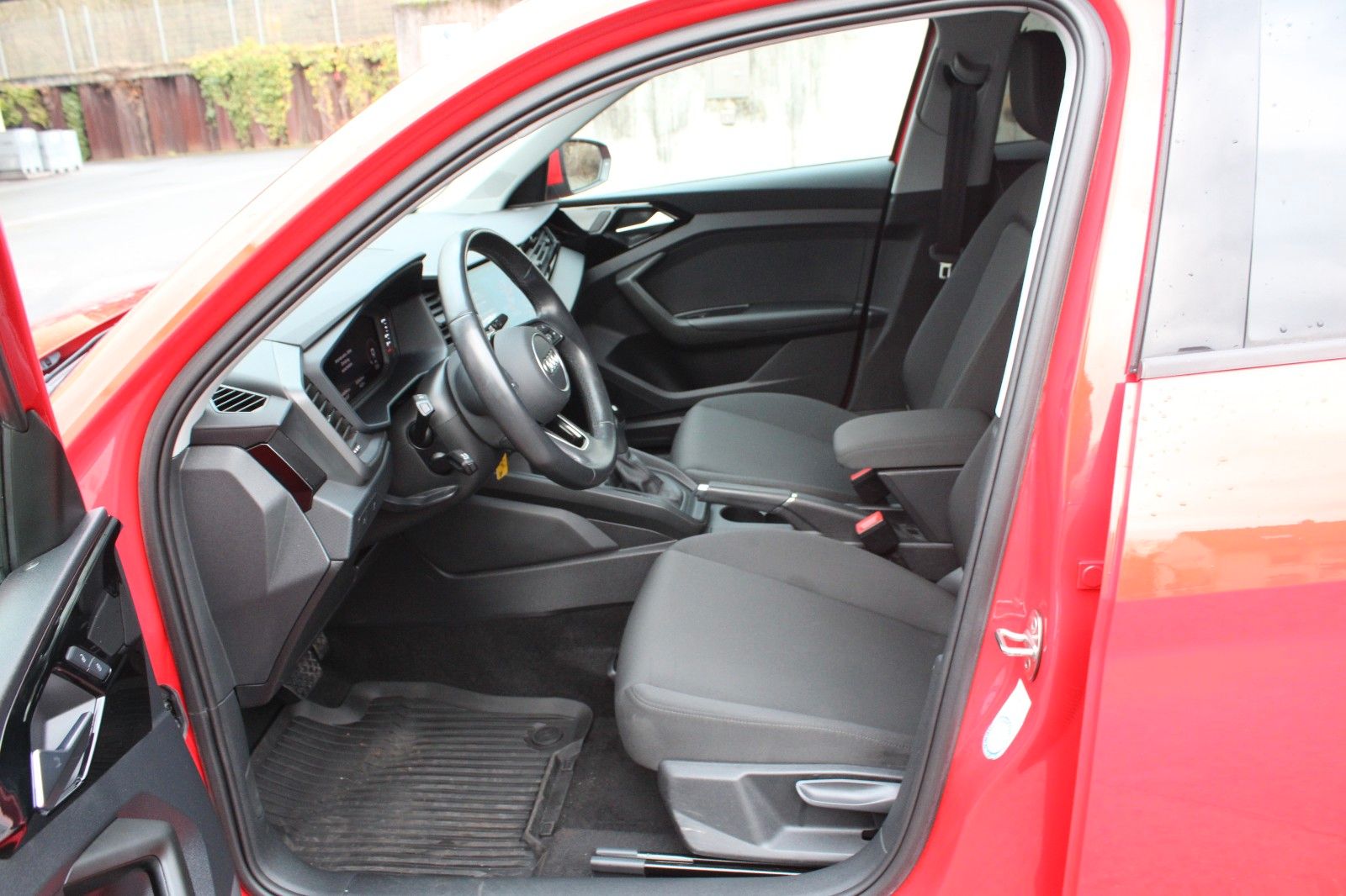 Audi A1 Sportback 30 TFSI - Samsaru's Car Outlet