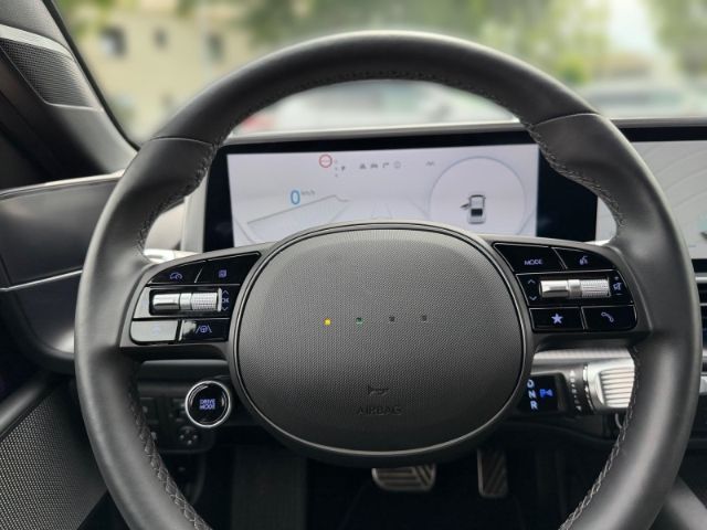 Hyundai IONIQ 6 Uniq Elektro 4WD +LEDER+KLIMA+NAVI+UVM+