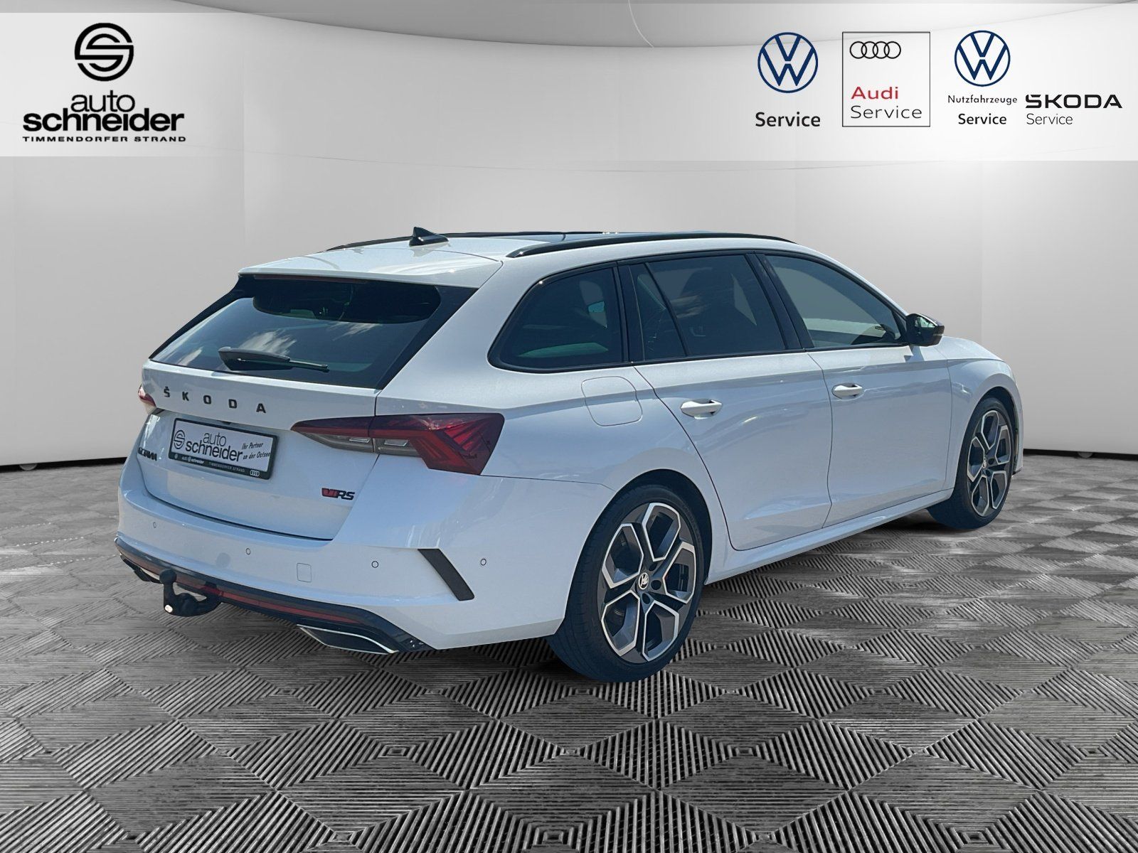 Skoda Octavia Combi RS 2.0 TSI DSG First Edition - Samsaru's Car Outlet