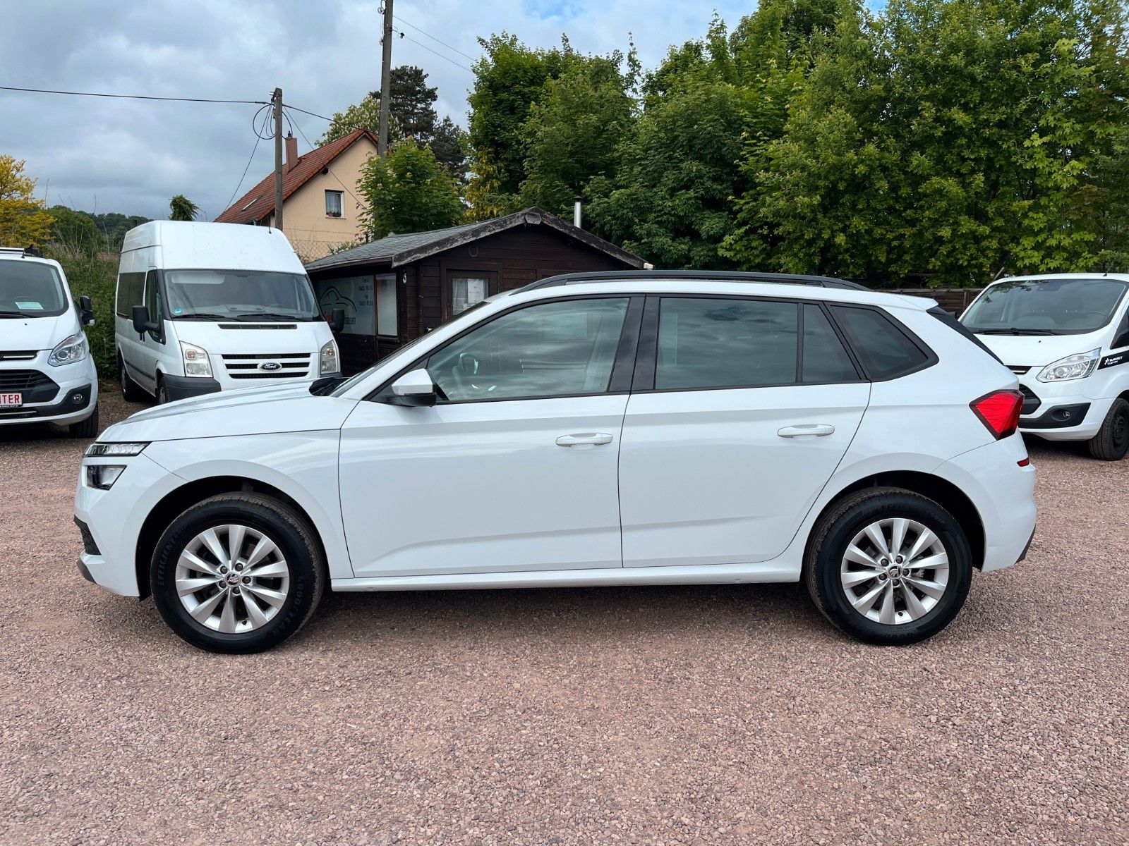 Skoda Kamiq Ambition - Samsaru's Car Outlet