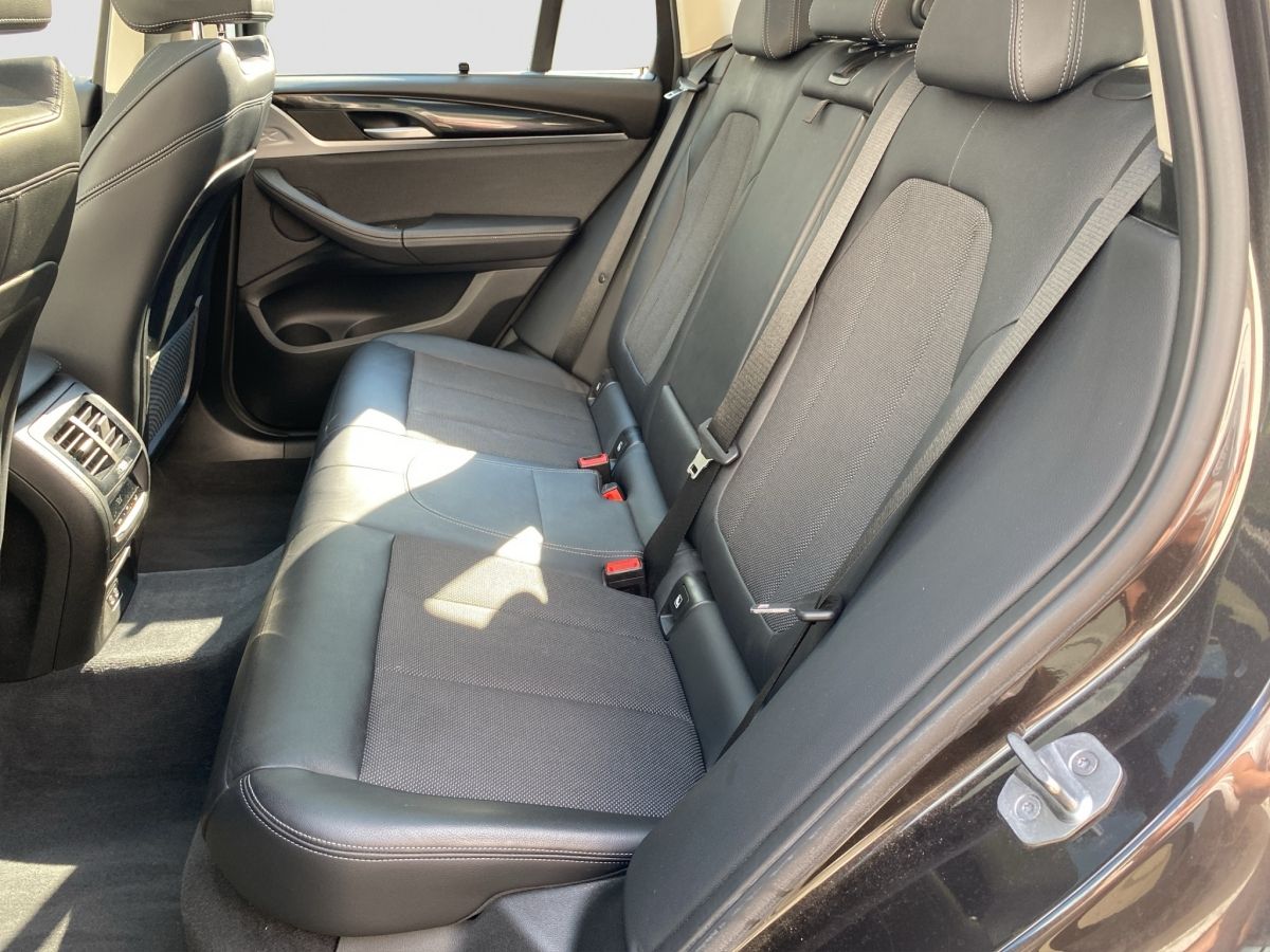 BMW X3 xDrive30i - Samsaru's Car Outlet