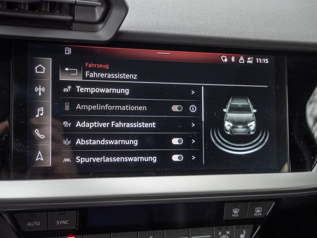 Audi A3 Sportback 40TFSI S line MATRIX NAVI PANORAMA