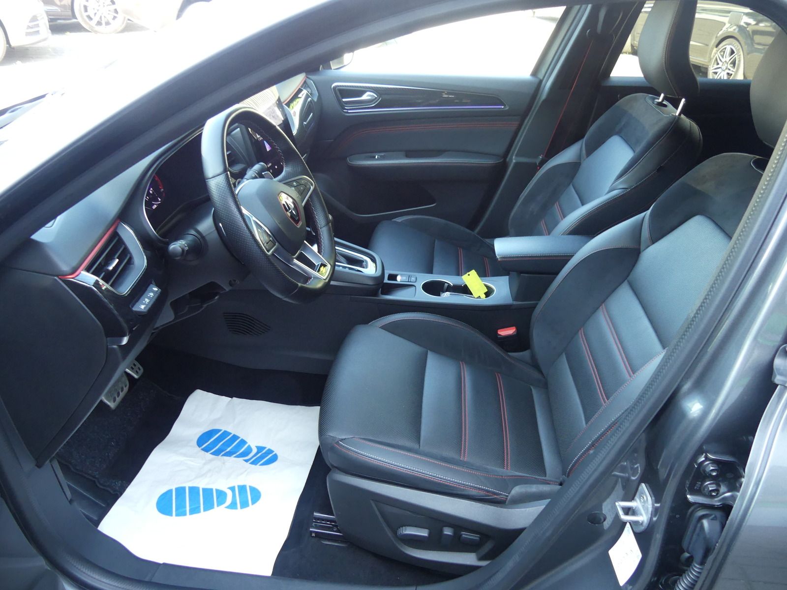 Renault Arkana 1.3 TCe R.S. Line Mild Hybid - Samsaru's Car Outlet