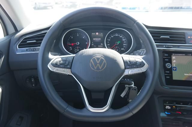 Volkswagen Tiguan 2.0 TDI Life DSG - Samsaru's Car Outlet