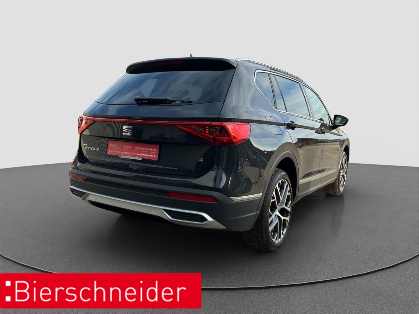 Seat Tarraco 2.0 TDI DSG Xperience PANO AHK DCC CAM