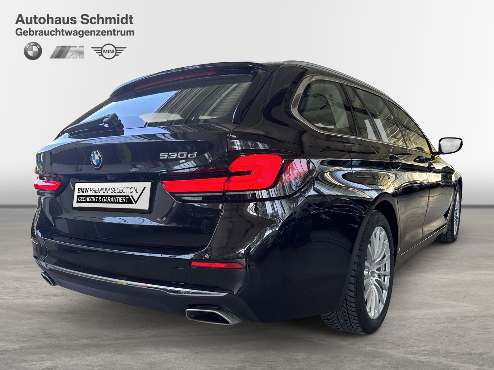 BMW 530d Touring*Luxury Line*LC Prof.*HUD*HiFi*Pano*