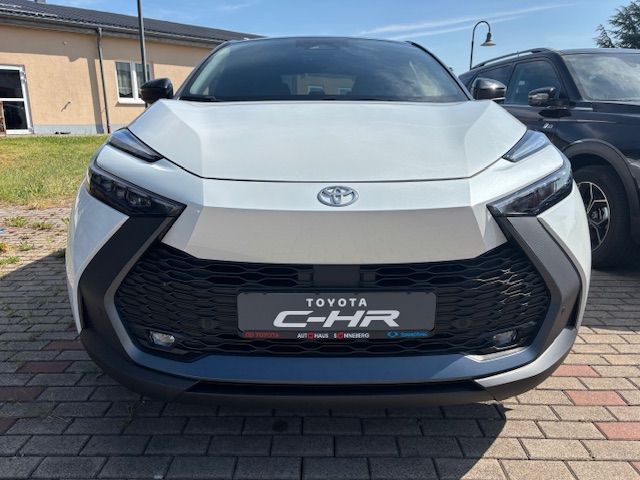 Toyota C-HR 2.0 Hybrid Team Deutschland