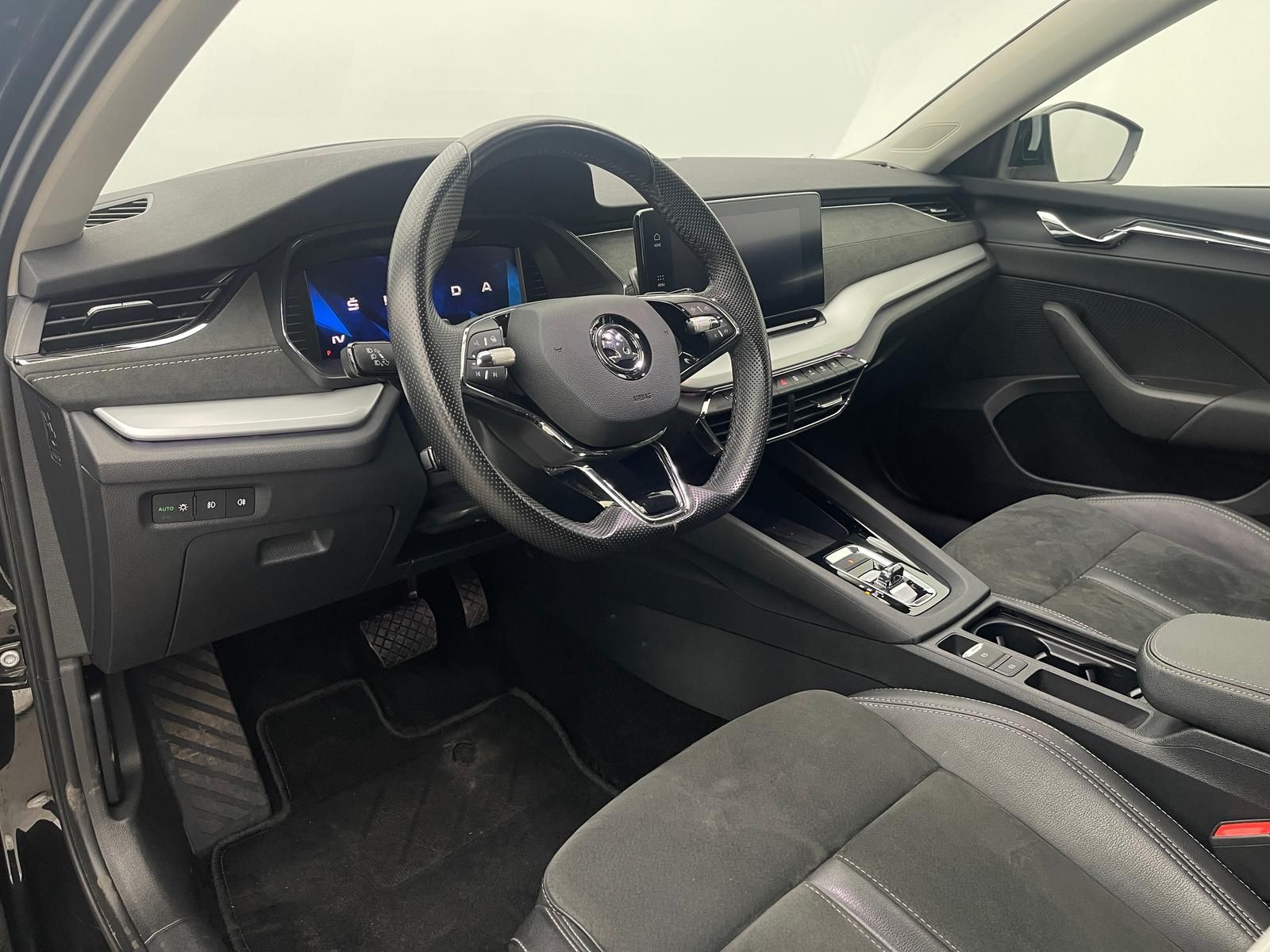 Skoda Octavia Style iV *HuD*MATRIX*KAM*ACC*KESSY*MEM*