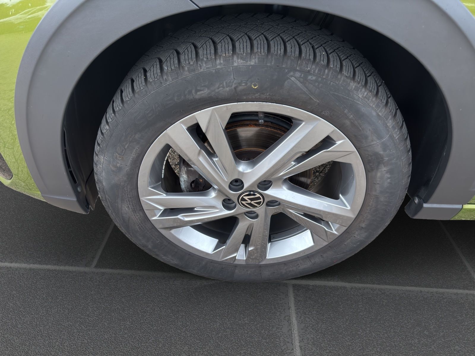 Volkswagen Taigo 1.5 TSI DSG R-line - Samsaru's Car Outlet