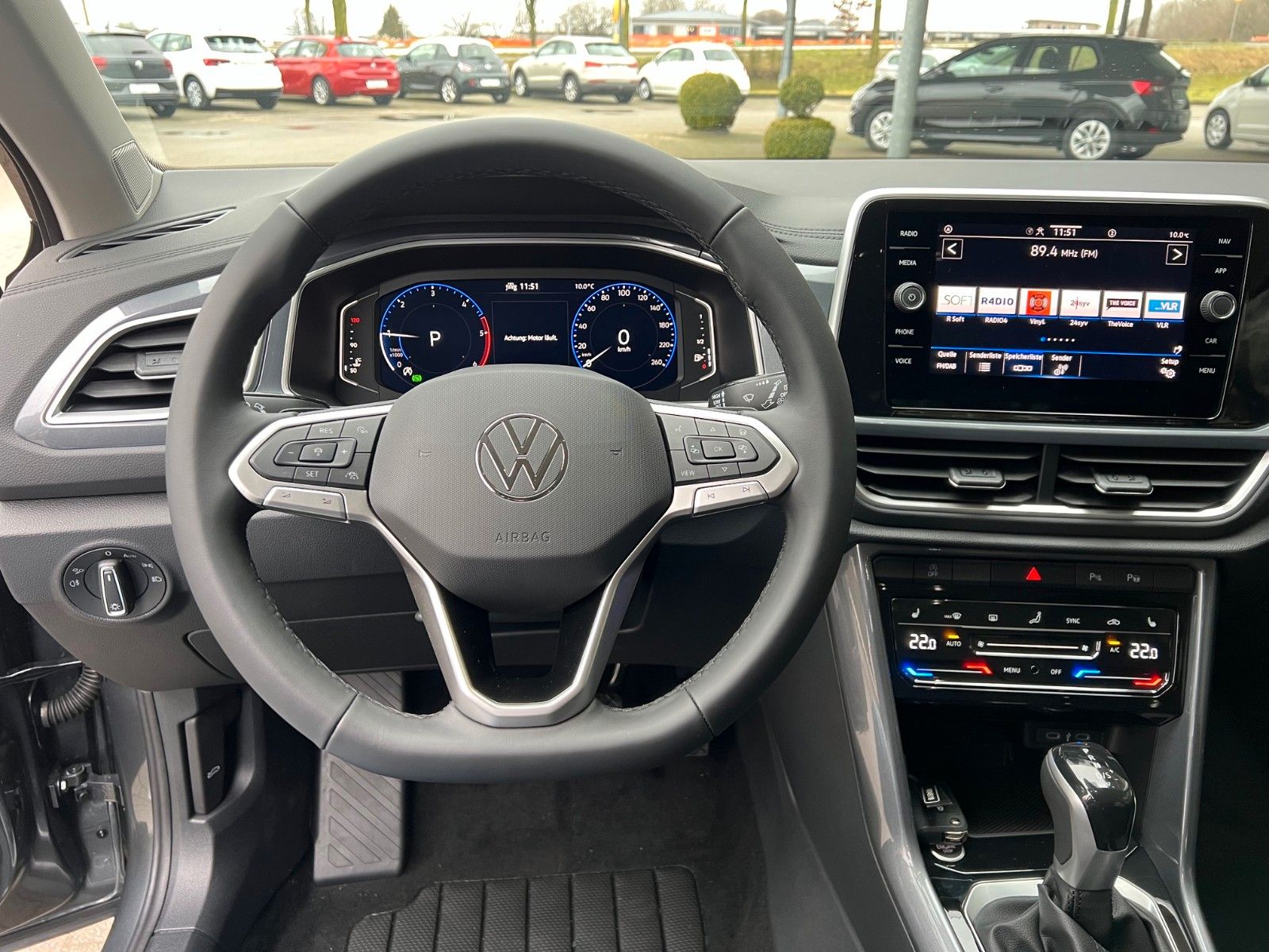 Volkswagen T-Roc Style 2.0TDI DSG - Samsaru's Car Outlet