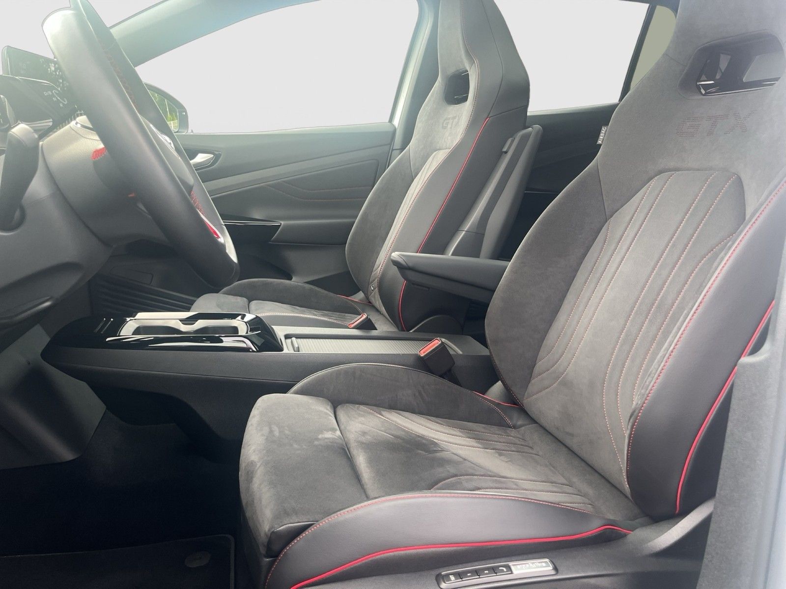 Volkswagen ID.4 GTX Top-Sport-Plus Matrix Pano AHK 360 LM21