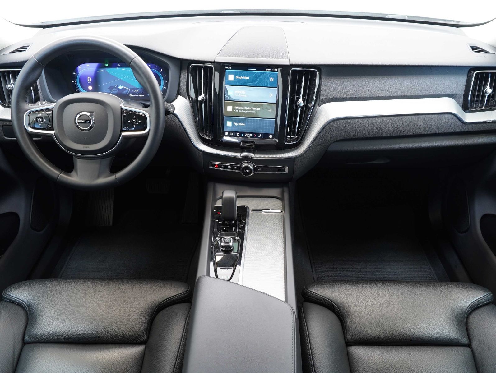 Volvo XC60 B4 B Plus Dark LED/NAVI/PILOT/ACC/KAMERA