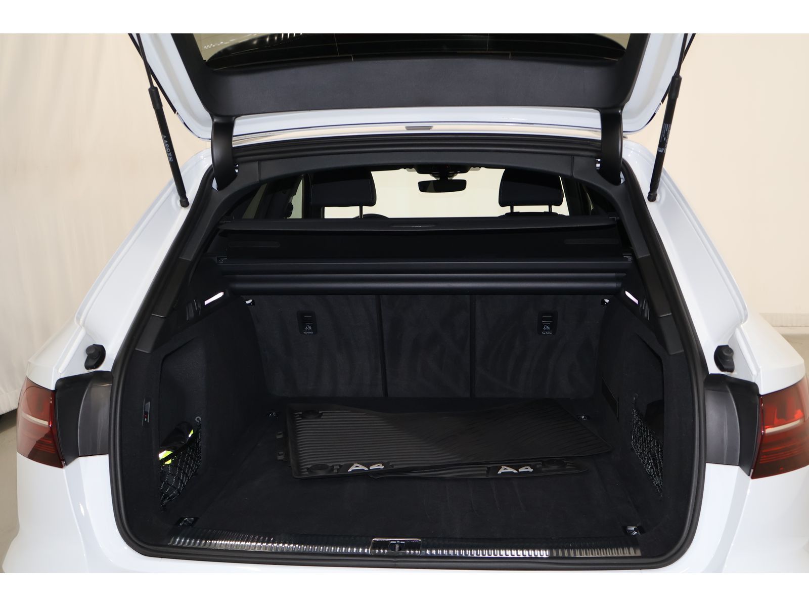 Audi A4 Avant 50 TDI quattro S line Matrix*SH*VC+