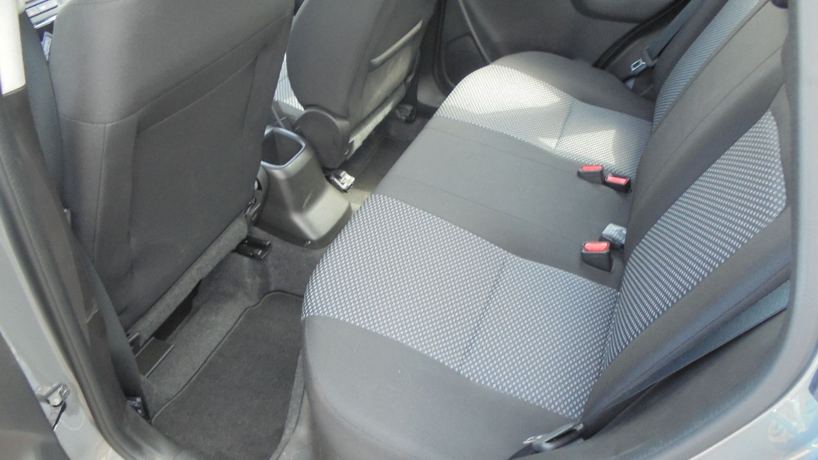Suzuki Vitara 1.4 BOOSTERJET Hybrid Club 4x2 - Samsaru's Car Outlet