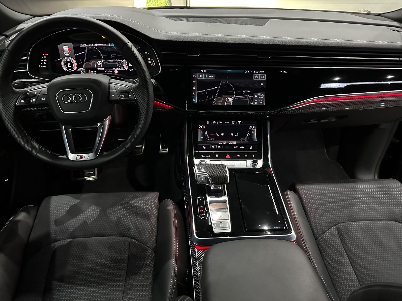 Audi Q8 quattro Competition S Line / Carbon/ Matrix