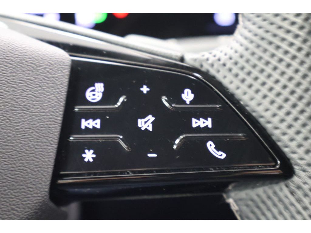 Audi Q5 2.0 TDI quattro S-line S-tronic,Navi,LED,AHK