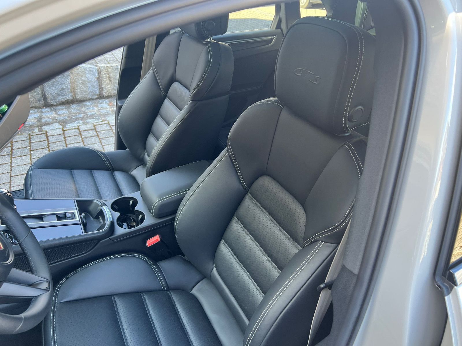 Porsche Macan GTS*Sport-Chrono/Abgas*Bose*StandHZG*AHK*