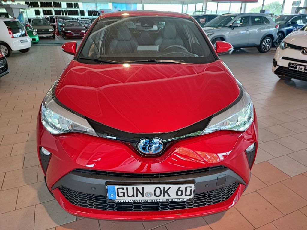 Toyota C-HR 2.0 Hybrid - Samsaru's Car Outlet