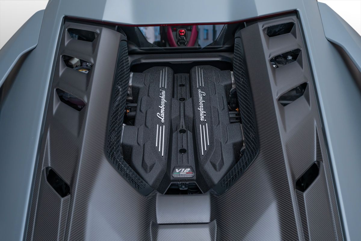 Lamborghini Revuelto Ad Personam | Lamborghini Nürnberg