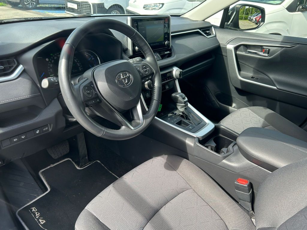 Toyota RAV 4 2.5 4x2 Hybrid - Samsaru's Car Outlet