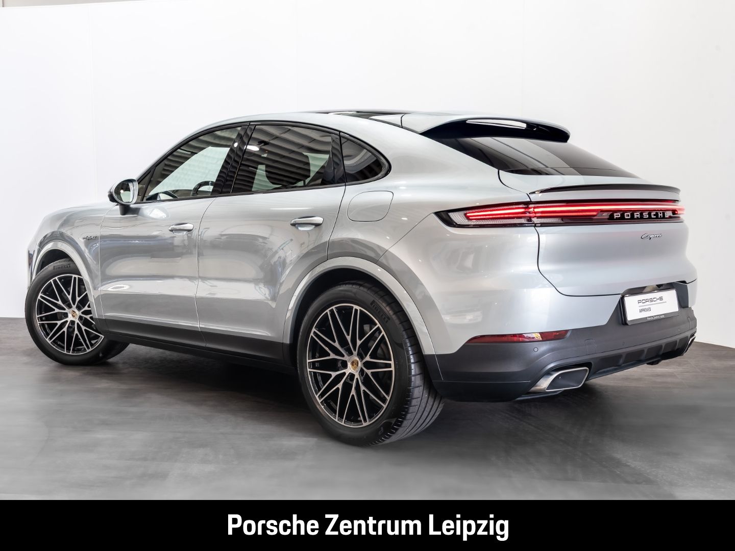 Porsche Cayenne E-Hybrid Coupe Massage el.AHK InnoDrive