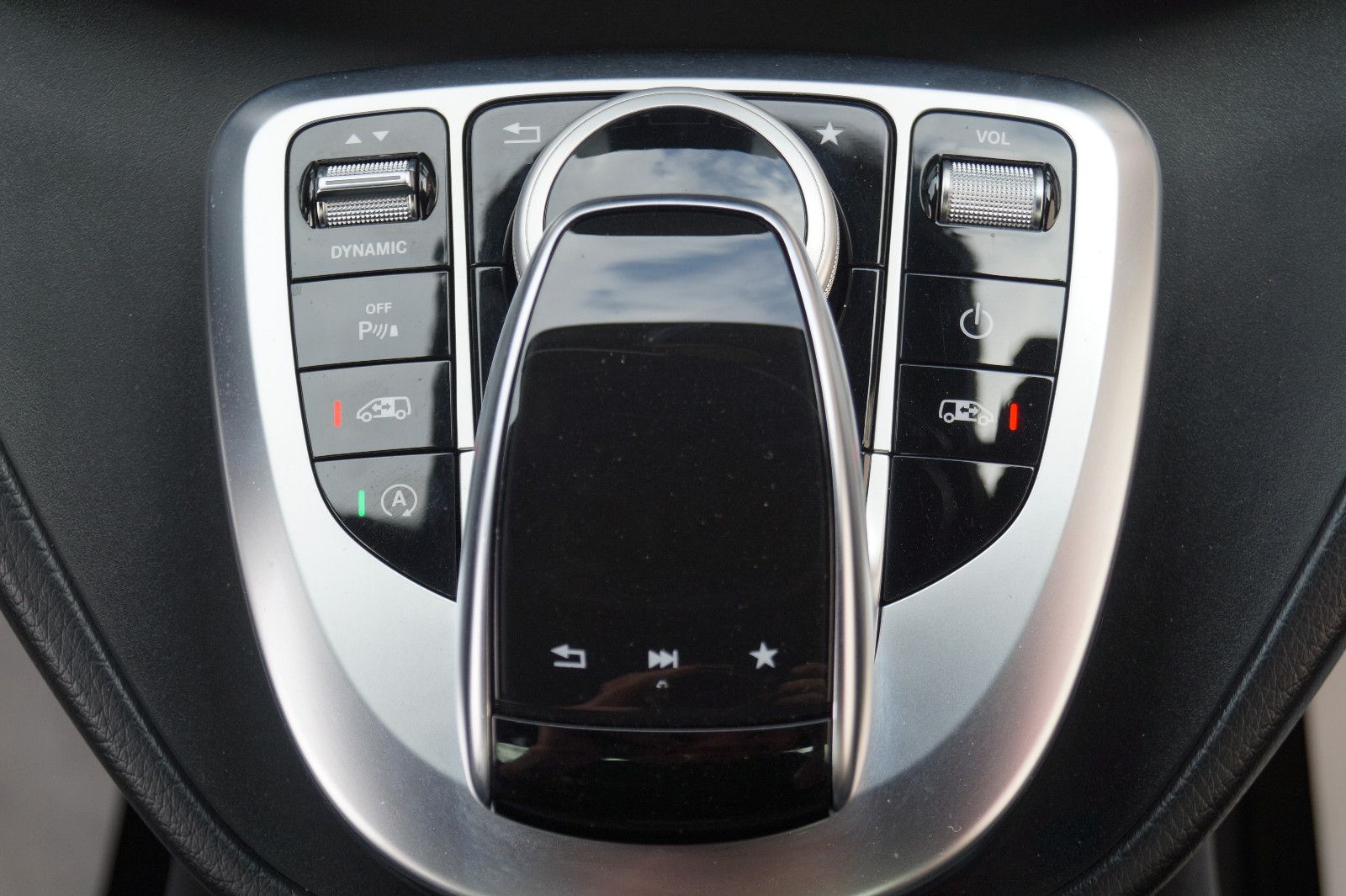 Mercedes-Benz V 300 D EXCLUSIVE EDITION - Samsaru's Car Outlet