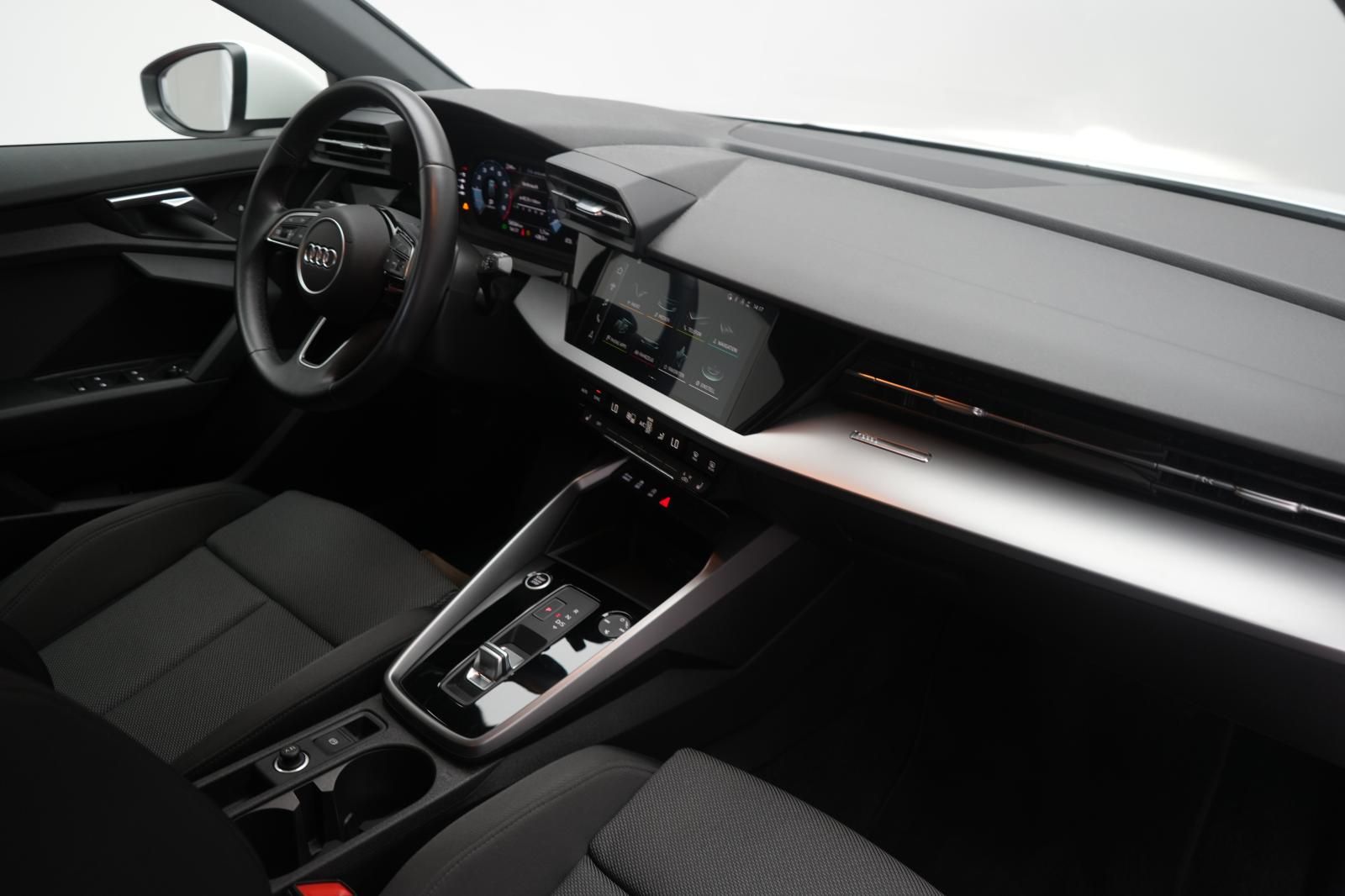 Audi A3 35 TFSI Sportback S tronic Advanced CarPlay/A